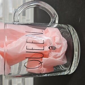 NWOT Queen Bee Glass Mug